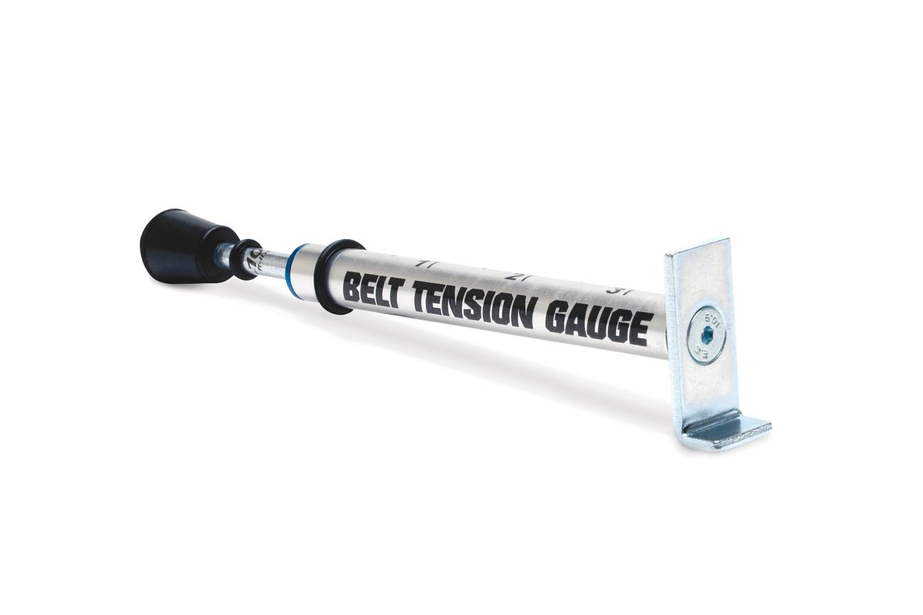 Belt clearance tensioning gauge